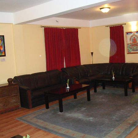Royal Astoria Hotel Kathmandu Buitenkant foto