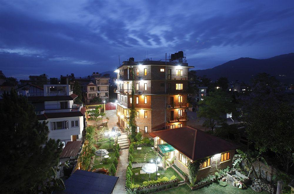 Royal Astoria Hotel Kathmandu Buitenkant foto