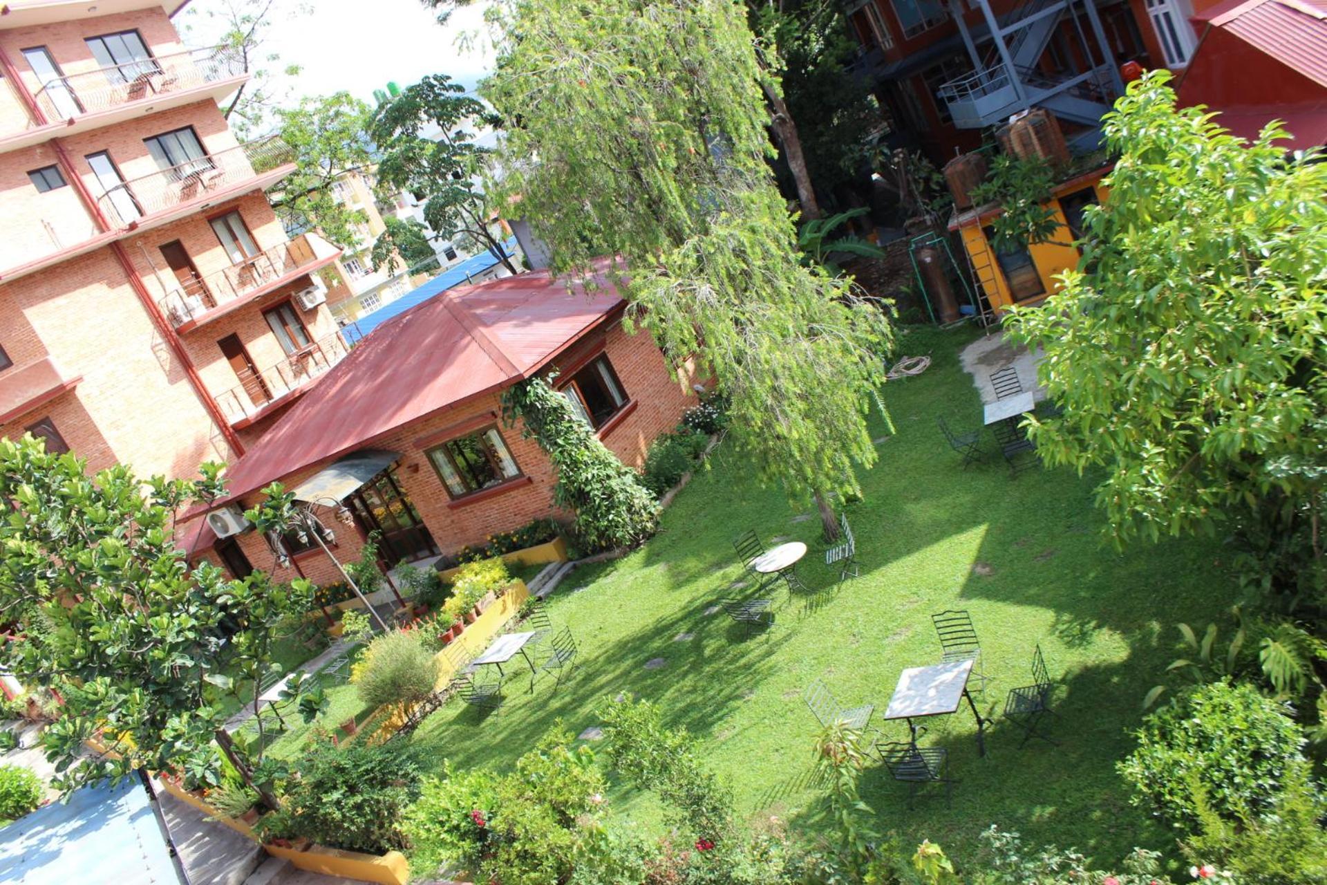 Royal Astoria Hotel Kathmandu Buitenkant foto