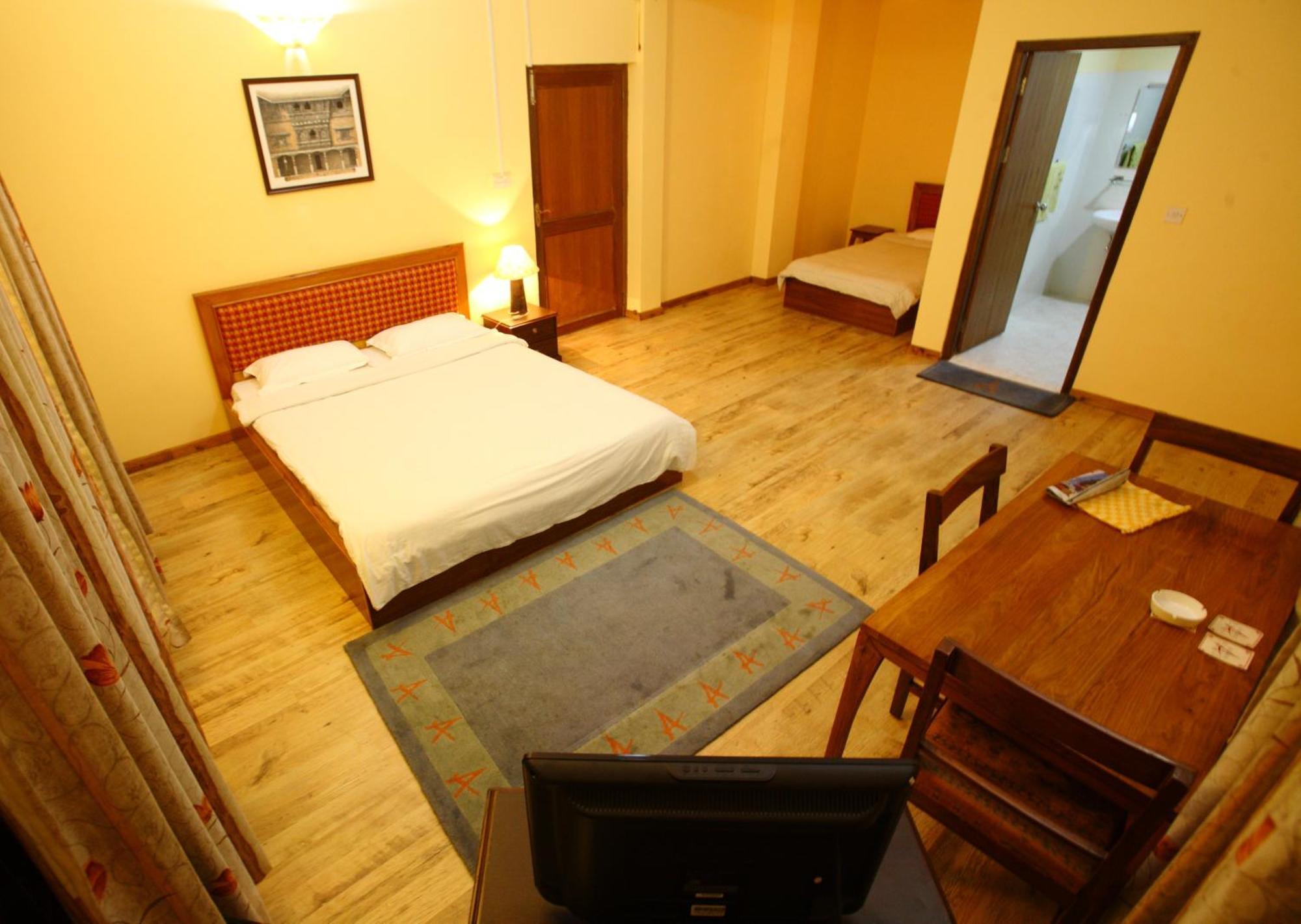 Royal Astoria Hotel Kathmandu Buitenkant foto
