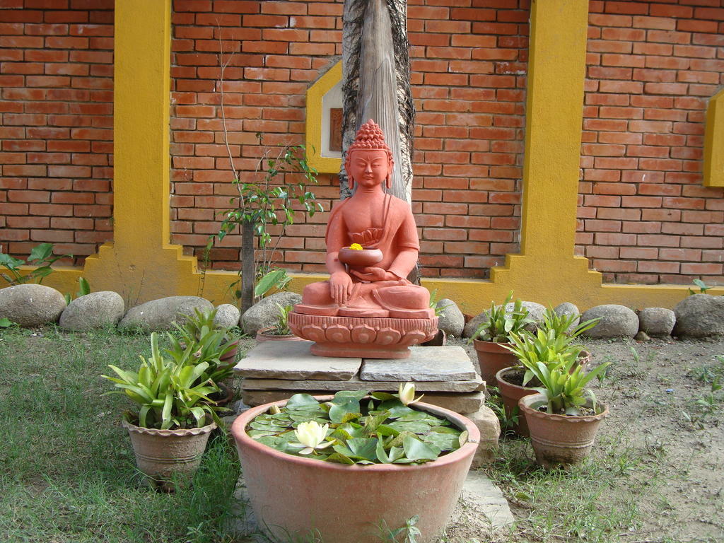 Royal Astoria Hotel Kathmandu Buitenkant foto