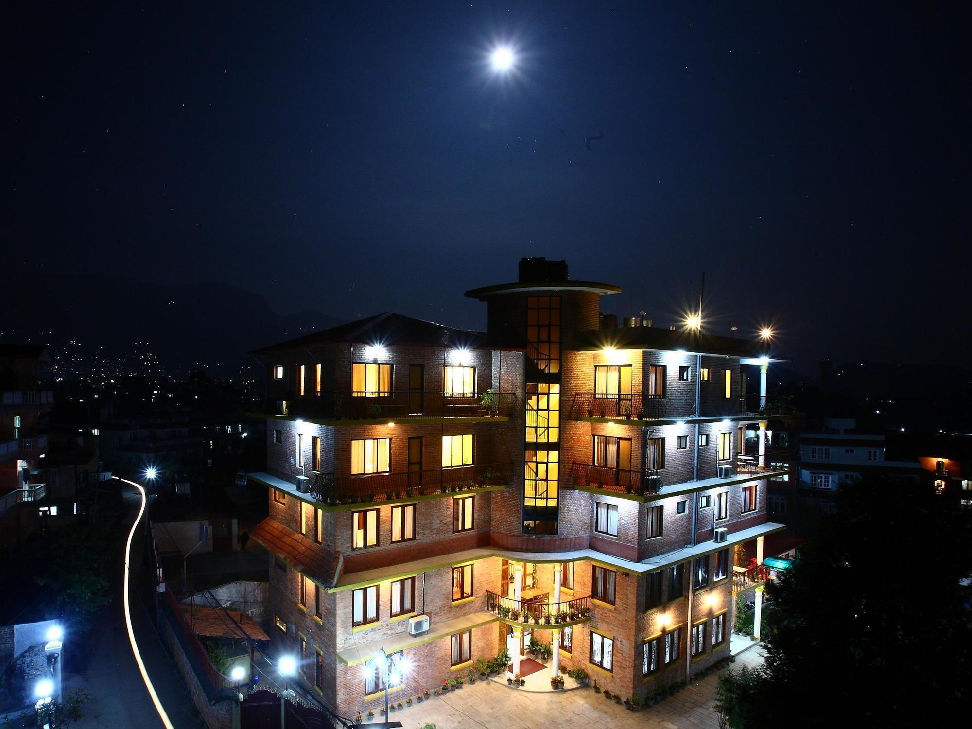 Royal Astoria Hotel Kathmandu Buitenkant foto