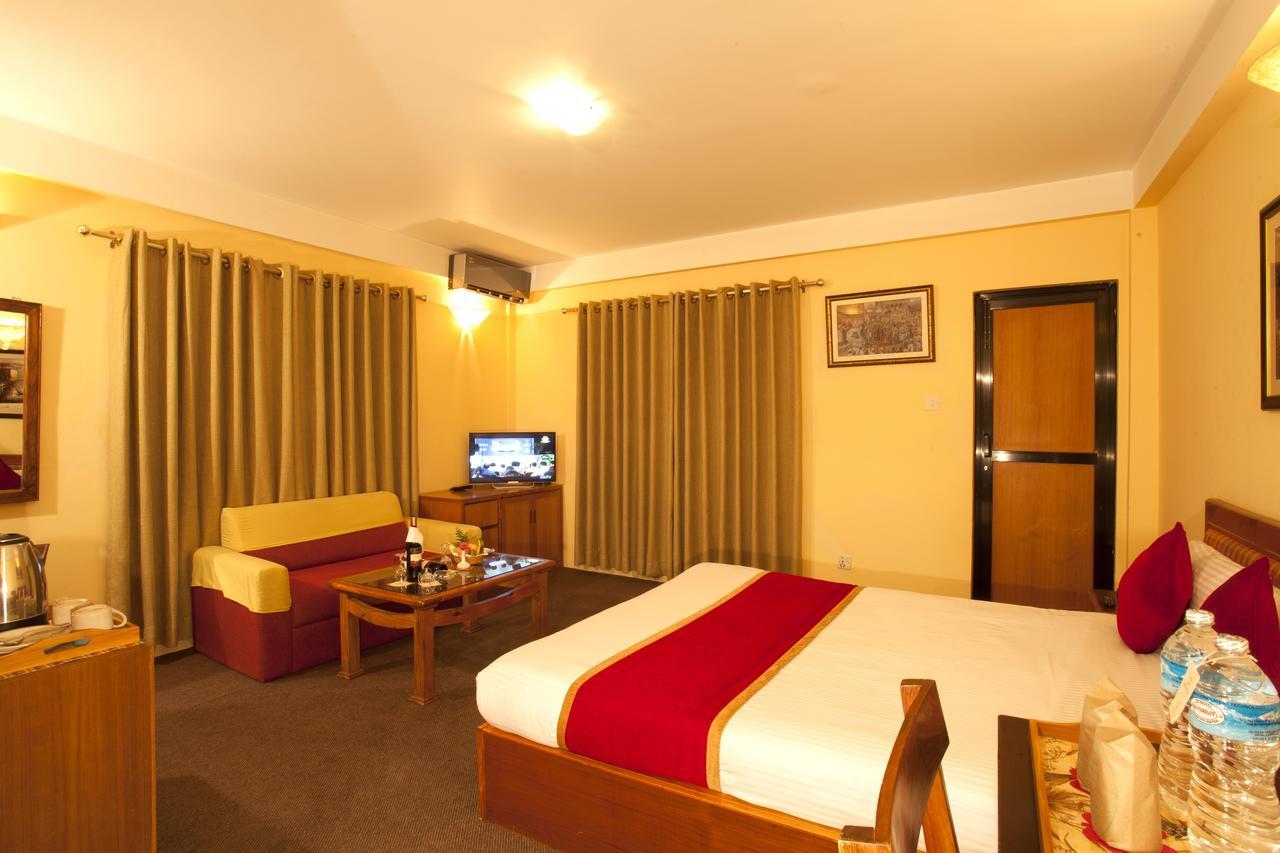 Royal Astoria Hotel Kathmandu Buitenkant foto