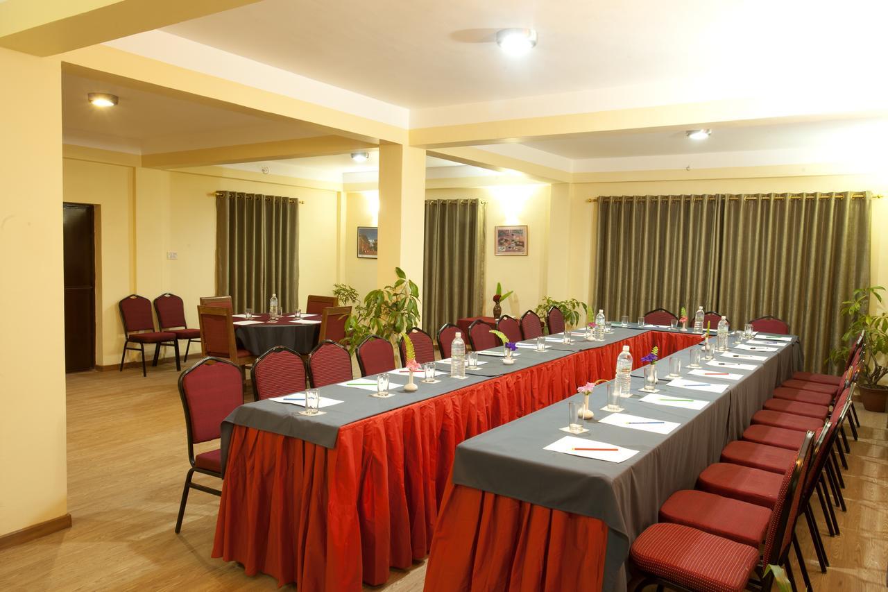 Royal Astoria Hotel Kathmandu Buitenkant foto