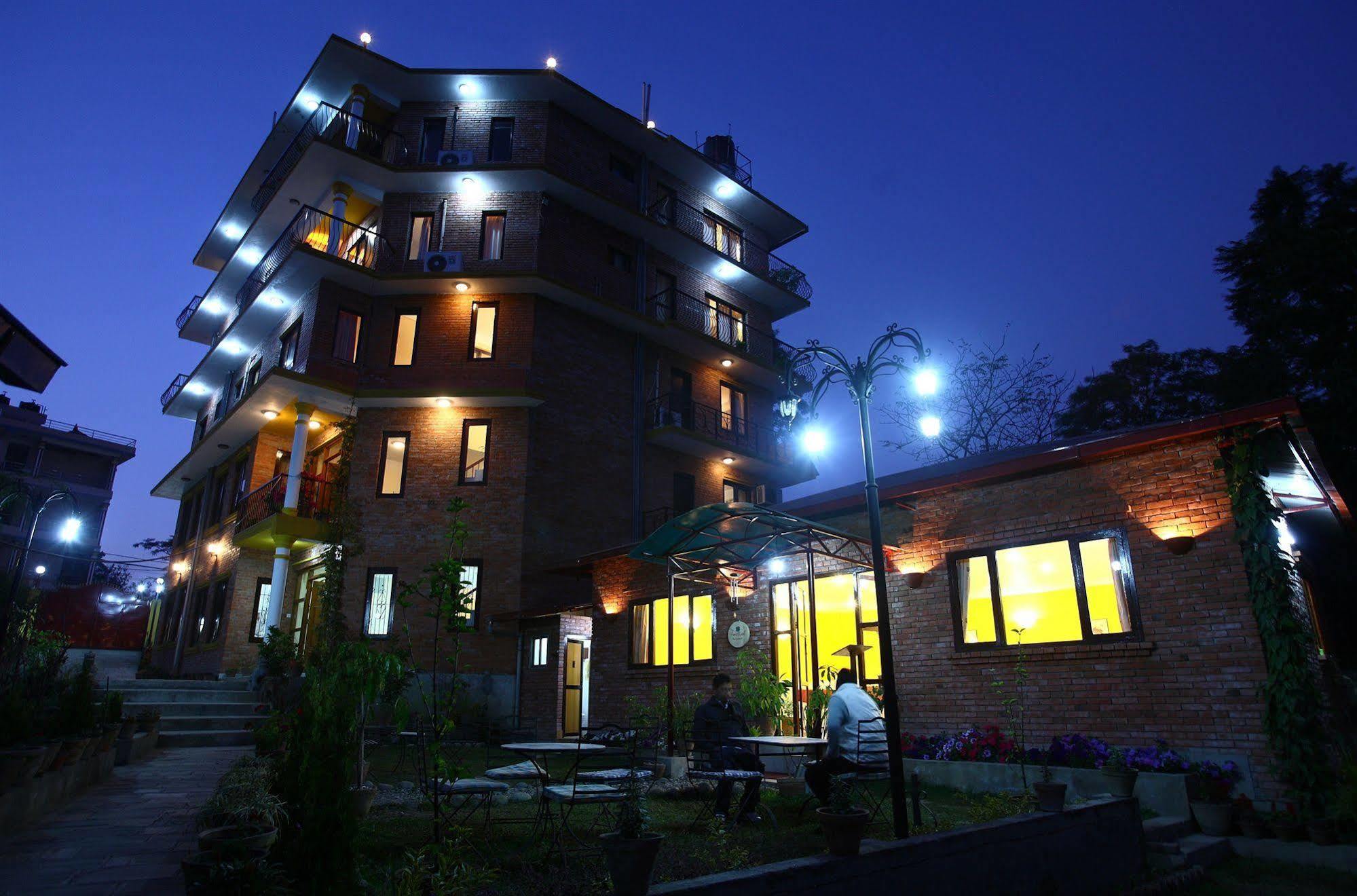 Royal Astoria Hotel Kathmandu Buitenkant foto